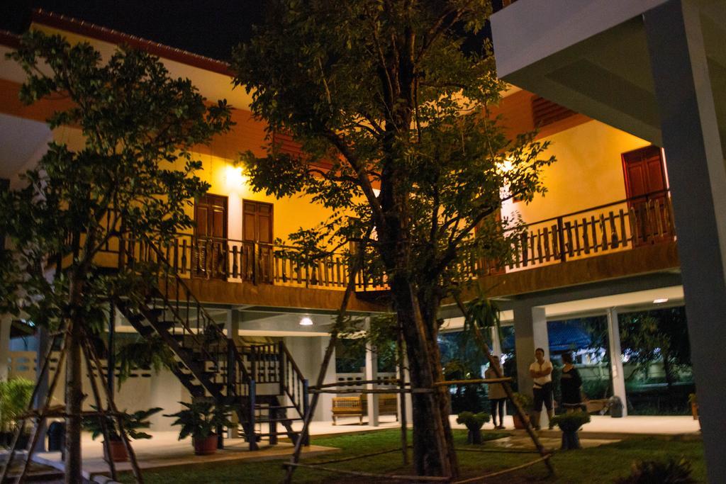 Ban Klong Srabua Ξενοδοχείο Αγιουτάγια Εξωτερικό φωτογραφία